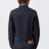 Taillierte Denim-Truckerjacke – Blue Rinse – Dunkelblau