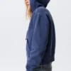 Taillierter Kapuzenpullover mit Reißverschluss – gewaschenes Dunkelblau Taillierter Kapuzenpullover mit Reißverschluss – gewaschenes Dunkelblau