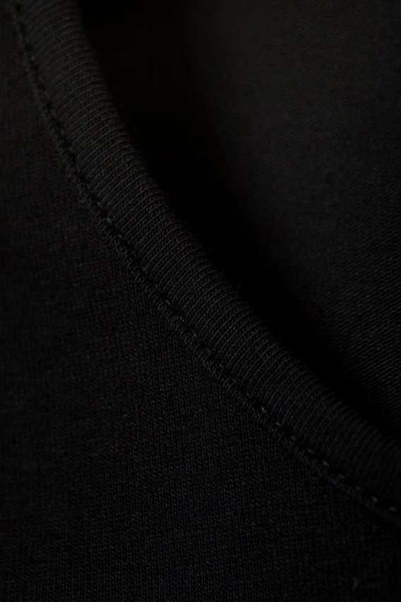Tailliertes Baumwoll-Tanktop – Schwarz Tailliertes Baumwoll-Tanktop – Schwarz