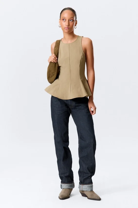 Tailliertes Nylon-Peplum-Oberteil – Beige Tailliertes Nylon-Peplum-Oberteil – Beige