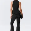 Tailliertes Nylon-Peplum-Top – Schwarz Tailliertes Nylon-Peplum-Top – Schwarz