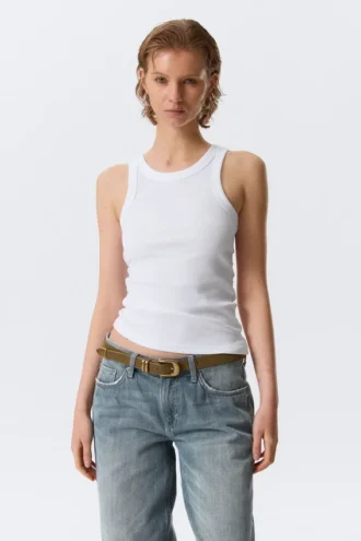 Tailliertes Tanktop mit Rippbündchen – Weiß