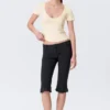 Tailored Capri-Hose mit niedriger Leibhöhe – Schwarz Tailored Capri-Hose mit niedriger Leibhöhe – Schwarz