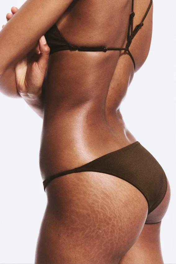 Tanga-Bikinihose im brasilianischen Stil – Dunkelbraun Tanga-Bikinihose im brasilianischen Stil – Dunkelbraun