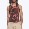 Tanktop mit Print – Rotes Camouflage-Muster Tanktop mit Print – Rotes Camouflage-Muster