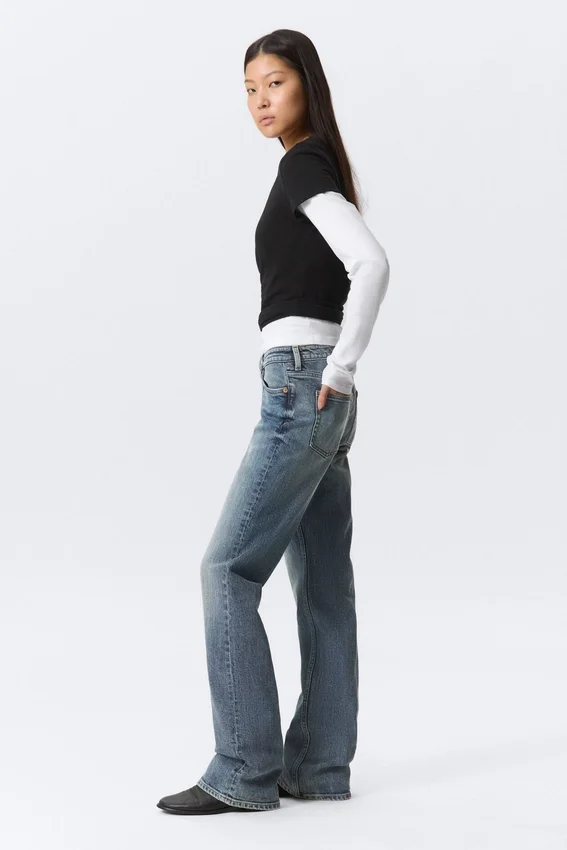 Tension Mid Rise Slim Bootcut Jeans – Thunder Blue – Dunkelblau Tension Mid Rise Slim Bootcut Jeans – Thunder Blue – Dunkelblau