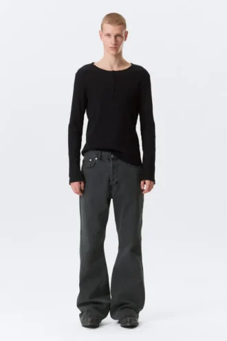 Time Stretch Loose Bootcut Jeans – Elegie Black – Schwarz