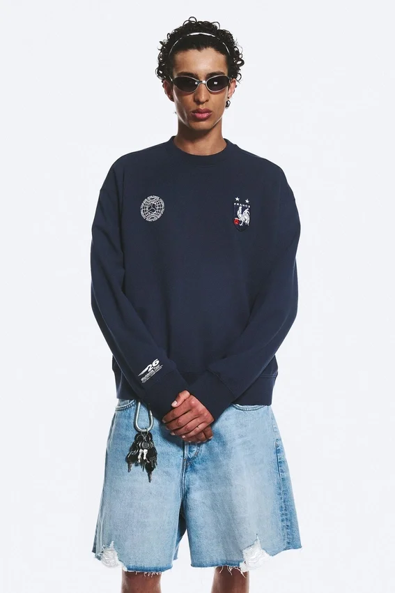 Toffs Boxy Football Sweatshirt – Dunkelblau Toffs Boxy Football Sweatshirt – Dunkelblau