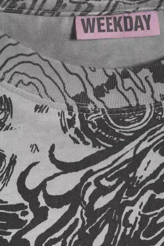 Tolles, kastenförmiges Langarmshirt mit Print – Dark Mole – Psychedelia Tolles, kastenförmiges Langarmshirt mit Print – Dark Mole – Psychedelia