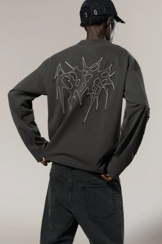 Tolles, kastenförmiges Langarmshirt mit Print – Dunkelgrau – Tristar Tolles, kastenförmiges Langarmshirt mit Print – Dunkelgrau – Tristar