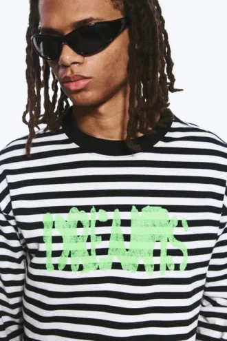 Tolles, kastenförmiges Langarmshirt mit Print – Schwarz-Weiß-Streifen – Dreams Tolles, kastenförmiges Langarmshirt mit Print – Schwarz-Weiß-Streifen – Dreams