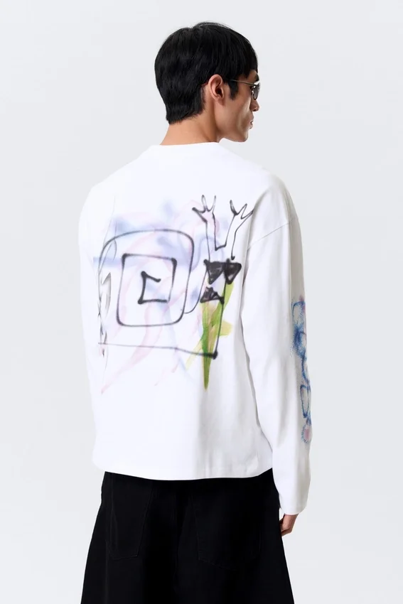 Tolles, kastenförmiges Langarmshirt mit Print – Weiß – Rat Spray Tolles, kastenförmiges Langarmshirt mit Print – Weiß – Rat Spray