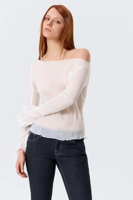 Transparente Bluse mit U-Boot-Ausschnitt und ausgestellten Ärmeln – Weiß Transparente Bluse mit U-Boot-Ausschnitt und ausgestellten Ärmeln – Weiß