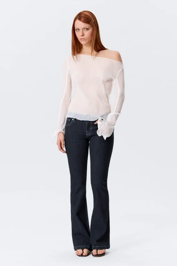 Transparente Bluse mit U-Boot-Ausschnitt und ausgestellten Ärmeln – Weiß Transparente Bluse mit U-Boot-Ausschnitt und ausgestellten Ärmeln – Weiß