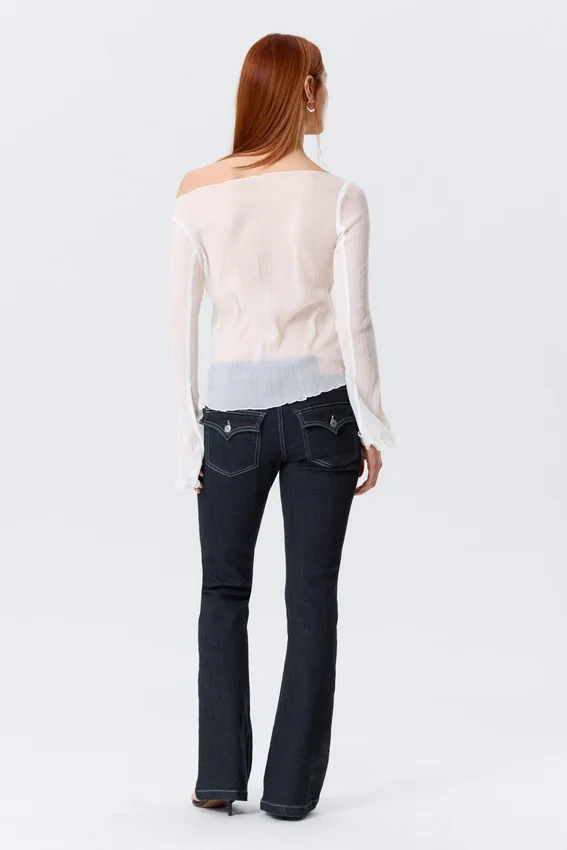 Transparente Bluse mit U-Boot-Ausschnitt und ausgestellten Ärmeln – Weiß Transparente Bluse mit U-Boot-Ausschnitt und ausgestellten Ärmeln – Weiß