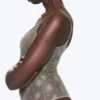 Transparenter Spitzen-Bodysuit mit tiefem Rückenausschnitt – Transparent, staubgrau Transparenter Spitzen-Bodysuit mit tiefem Rückenausschnitt – Transparent, staubgrau