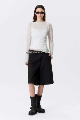 Transparentes, asymmetrisches Oberteil mit U-Boot-Ausschnitt – Hellbeige Transparentes, asymmetrisches Oberteil mit U-Boot-Ausschnitt – Hellbeige