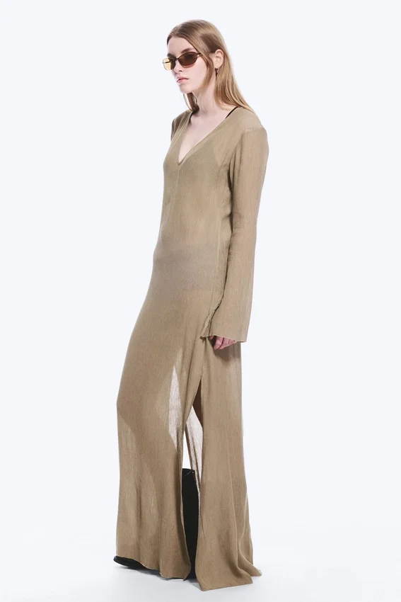 Transparentes, langärmeliges Maxikleid mit V-Ausschnitt – Beige Transparentes, langärmeliges Maxikleid mit V-Ausschnitt – Beige