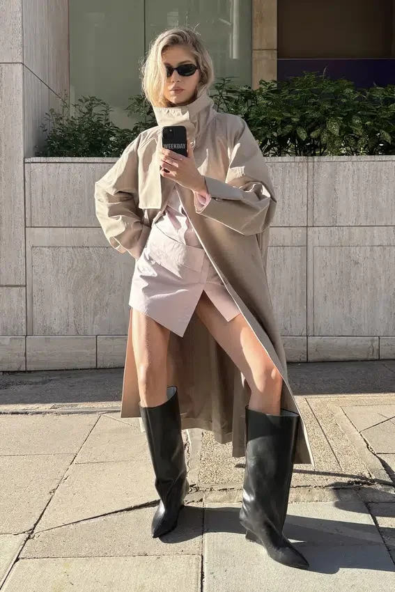 Trenchcoat in lockerer Passform mit Trichterkragen – Beige Trenchcoat in lockerer Passform mit Trichterkragen – Beige