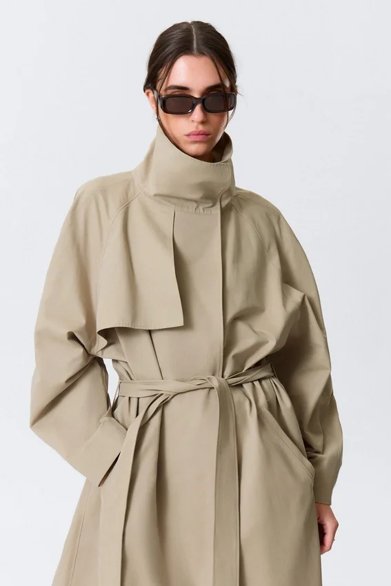 Trenchcoat in lockerer Passform mit Trichterkragen – Beige Trenchcoat in lockerer Passform mit Trichterkragen – Beige