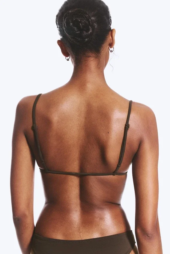 Triangel-Bikini-Oberteil – Dunkelbraun Triangel-Bikini-Oberteil – Dunkelbraun