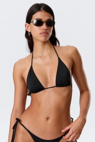 Triangel-Bikini-Oberteil mit Trägern – Schwarz