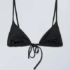 Triangel-Bikini-Oberteil – Schwarz Triangel-Bikini-Oberteil – Schwarz