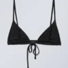 Triangel-Bikini-Oberteil – Schwarz Triangel-Bikini-Oberteil – Schwarz