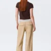 Twill-Hose mit niedriger Leibhöhe und gefaltetem Bund – Beige