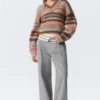Twill-Hose mit niedriger Leibhöhe und gefaltetem Bund – Grau