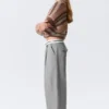 Twill-Hose mit niedriger Leibhöhe und gefaltetem Bund – Grau
