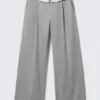 Twill-Hose mit niedriger Leibhöhe und gefaltetem Bund – Grau