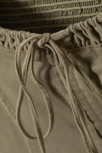 Twill-Korsett-Top mit Rüschenbesatz – Khaki-Grün Twill-Korsett-Top mit Rüschenbesatz – Khaki-Grün