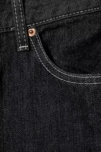 Twist Relaxed Frayed Jeans – Black Rinse