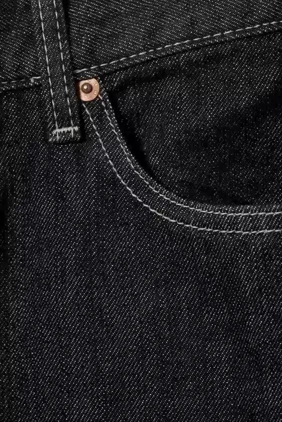 Twist Relaxed Frayed Jeans – Black Rinse Twist Relaxed Frayed Jeans – Black Rinse