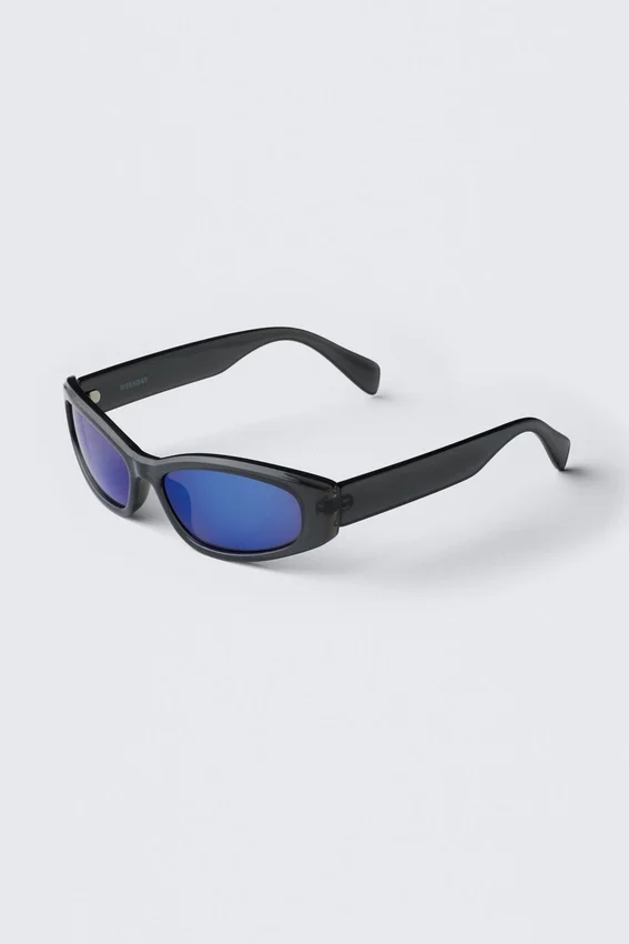 Unisex-Sonnenbrille mit geschwungenem Rahmen – Dunkelgrau – Blaue Gläser Unisex-Sonnenbrille mit geschwungenem Rahmen – Dunkelgrau – Blaue Gläser