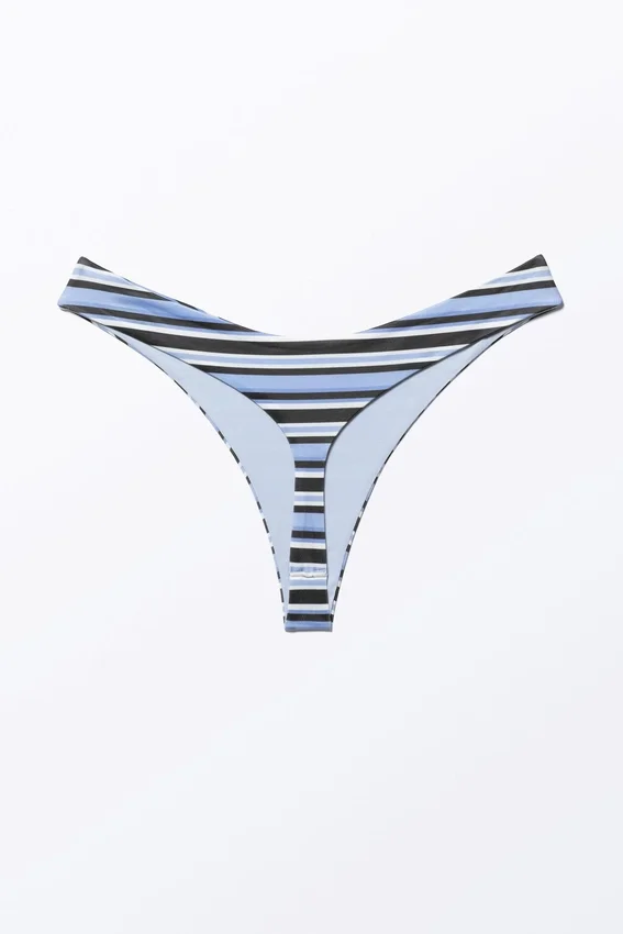 V-förmiger String-Bikini-Slip – gestreift, blau V-förmiger String-Bikini-Slip – gestreift, blau