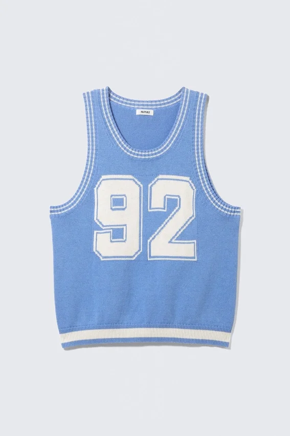 Varsity-Strick-Tanktop – Hellblau & Weiß – 92 Varsity-Strick-Tanktop – Hellblau & Weiß – 92