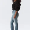 Vega Curve Slim-Fit-Jeans mit hoher Taille – Blue Horses – Mittelblau Vega Curve Slim-Fit-Jeans mit hoher Taille – Blue Horses – Mittelblau