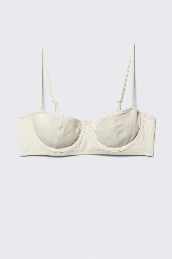 Vielseitiges Bikini-Oberteil mit Bügeln – Hellbeige Vielseitiges Bikini-Oberteil mit Bügeln – Hellbeige