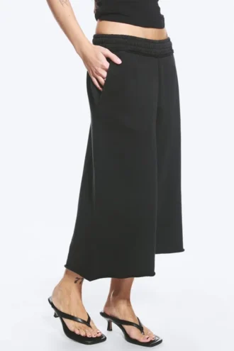 Weite Frottee-Shorts – Schwarz