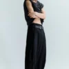 Weite Hose mit Falten und weitem Bein – Schwarz Weite Hose mit Falten und weitem Bein – Schwarz