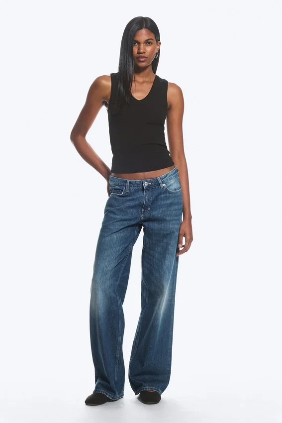 Weite, locker sitzende Low-Rise-Jeans – Mine Blue – Mittelblau Weite, locker sitzende Low-Rise-Jeans – Mine Blue – Mittelblau