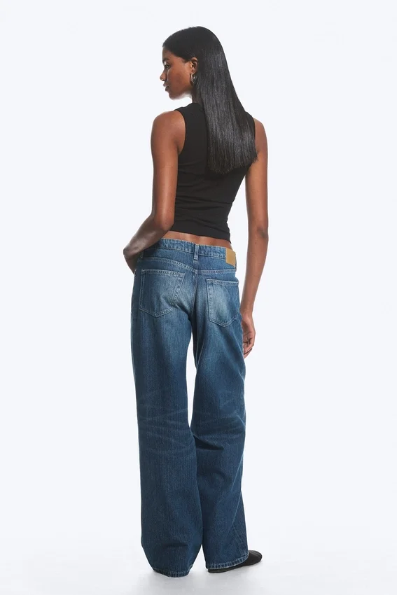 Weite, locker sitzende Low-Rise-Jeans – Mine Blue – Mittelblau Weite, locker sitzende Low-Rise-Jeans – Mine Blue – Mittelblau