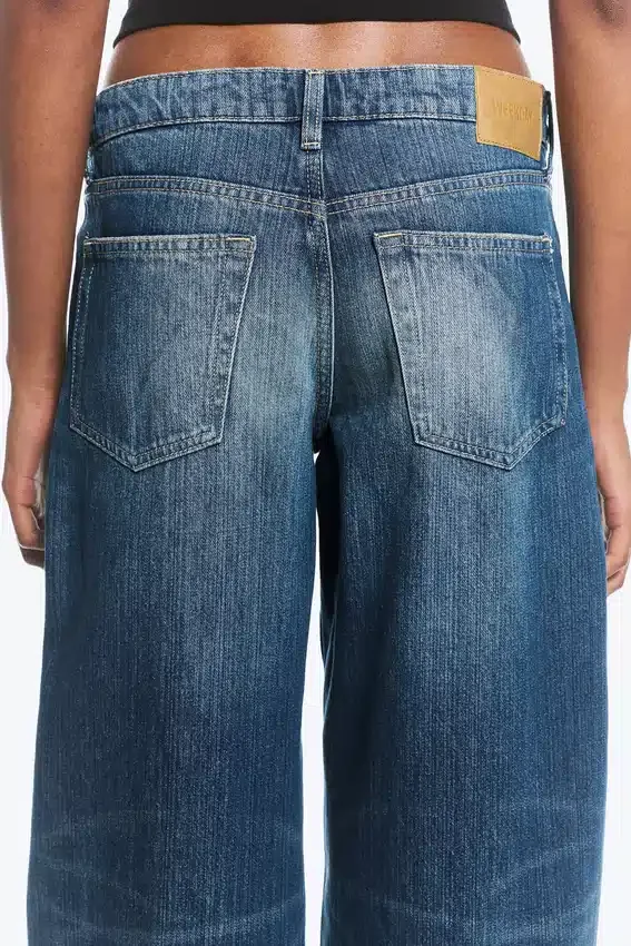 Weite, locker sitzende Low-Rise-Jeans – Mine Blue – Mittelblau Weite, locker sitzende Low-Rise-Jeans – Mine Blue – Mittelblau