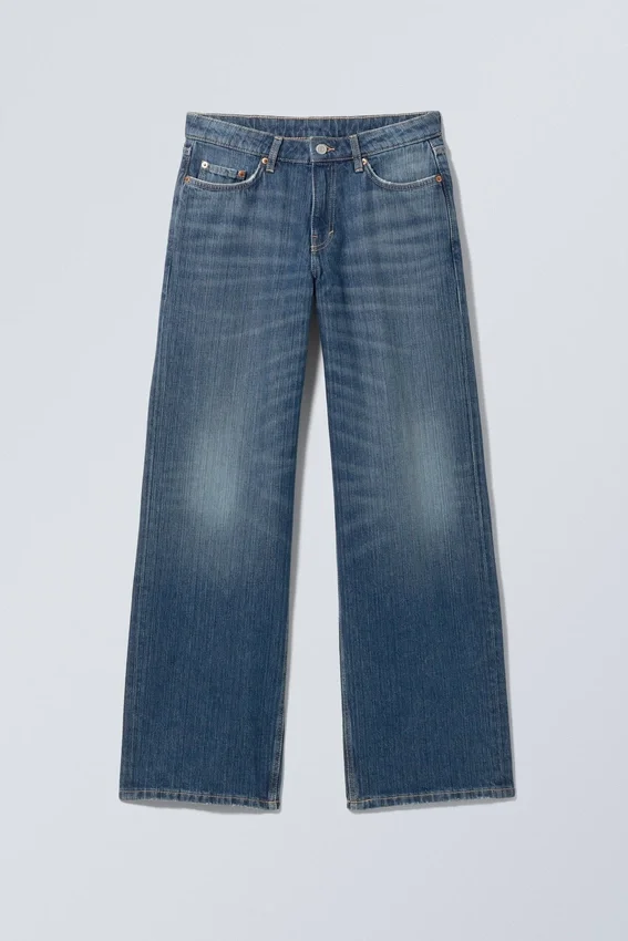 Weite, locker sitzende Low-Rise-Jeans – Mine Blue – Mittelblau Weite, locker sitzende Low-Rise-Jeans – Mine Blue – Mittelblau