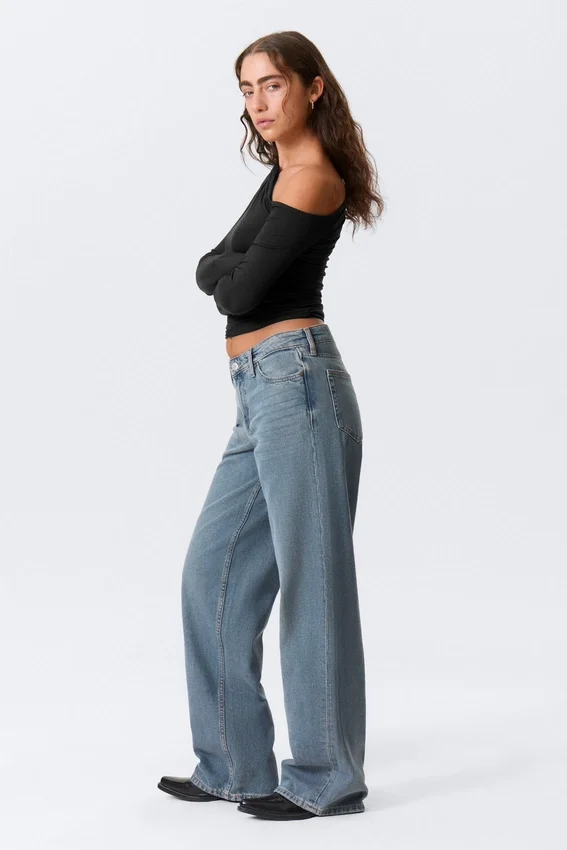 Weite, lockere Jeans mit niedriger Leibhöhe – Blue One – Mittelblau Weite, lockere Jeans mit niedriger Leibhöhe – Blue One – Mittelblau