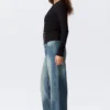 Weite, lockere Low-Rise-Jeans – Benzinblau – Mittelblau Weite, lockere Low-Rise-Jeans – Benzinblau – Mittelblau