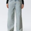 Weite Low-Rise-Jeans mit weitem Bein – Snow Blue – Hellblau Weite Low-Rise-Jeans mit weitem Bein – Snow Blue – Hellblau