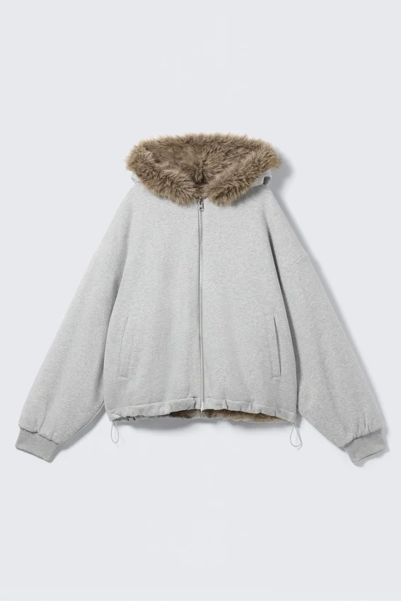 Wendbarer Kapuzenpullover mit Kunstfell und Reißverschluss – Grau meliert & Braun Wendbarer Kapuzenpullover mit Kunstfell und Reißverschluss – Grau meliert & Braun